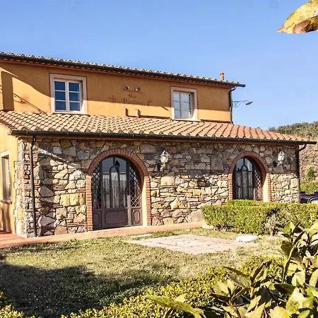 Isa-residence With Swimming-pool In Aparthotel Monteverdi Marittimo