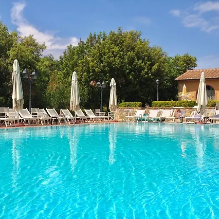 Aparthotel Isa-residence With Swimming-pool In Monteverdi Marittimo